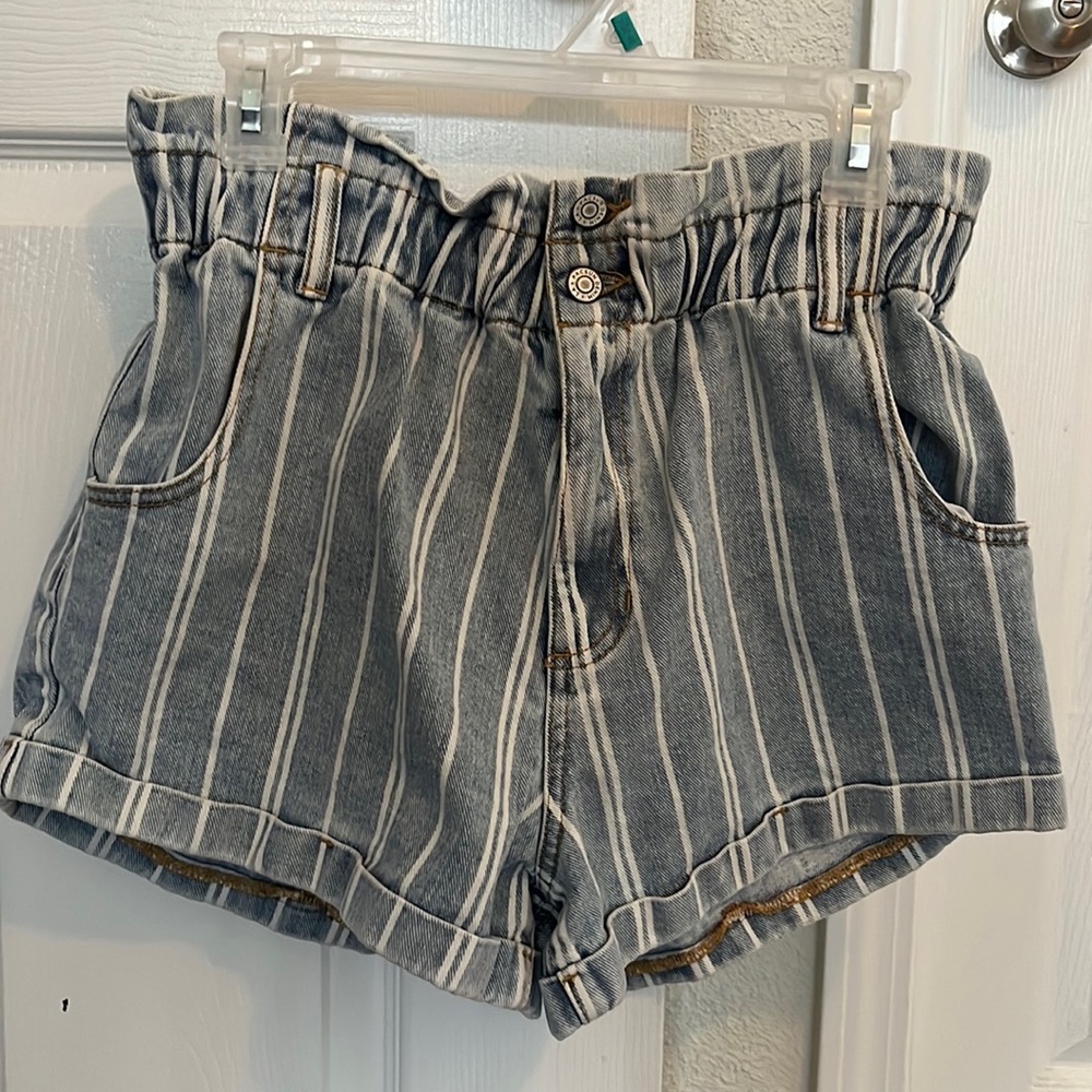 Pac Sun “mom shorts”